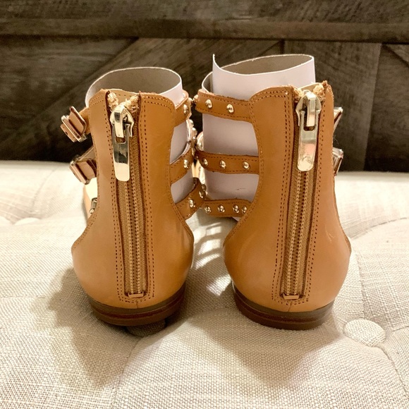 NWOT Enzo Angiolini Gold Studded Gladiator Sandals - Picture 4 of 6